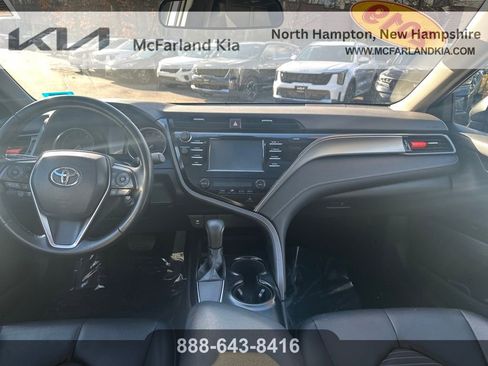 Used 2019 Toyota Camry SE image 20
