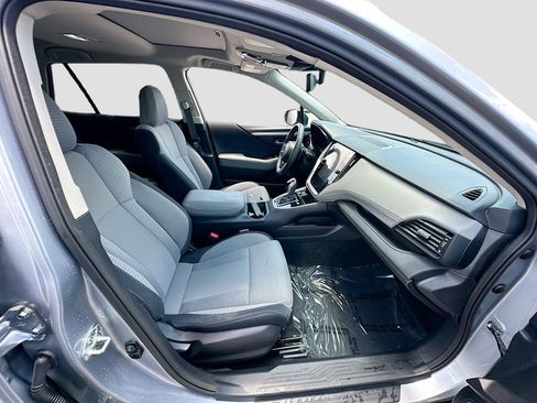 Used 2024 Subaru Outback Premium AWD/4WD image 27