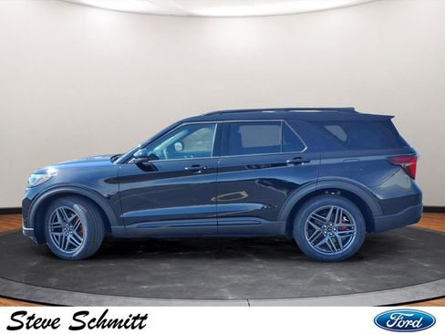 New 2026 Ford Explorer ST w/ Sun And Sound Package image 2