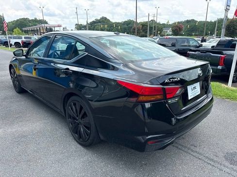 Used 2021 Nissan Altima 2.5 SR FWD image 4