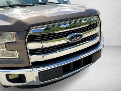 Used 2015 Ford F150 Lariat RWD image 25