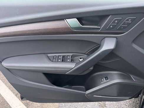 Certified 2025 Audi Q5 2.0T Premium Plus w/ Premium Plus Package image 26