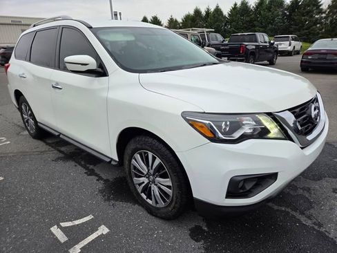 Used 2018 Nissan Pathfinder SV AWD/4WD image 22