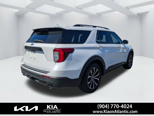 Used 2022 Ford Explorer ST-Line w/ Class IV Trailer Tow Package RWD image 3