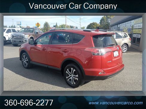 Used 2017 Toyota RAV4 LE image 3
