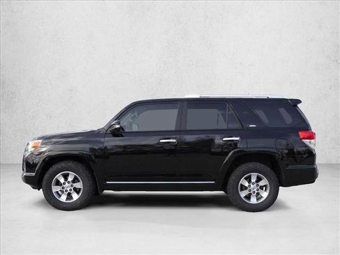 Used 2013 Toyota 4Runner SR5 w/ Premium Pkg AWD/4WD image 4