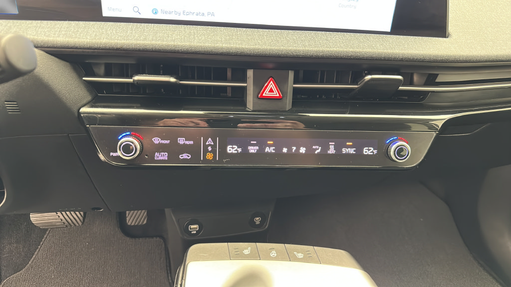 Used 2024 Kia EV6 Light AWD/4WD image 18