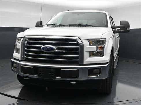 Used 2017 Ford F150 XLT w/ Equipment Group 302A Luxury AWD/4WD image 2