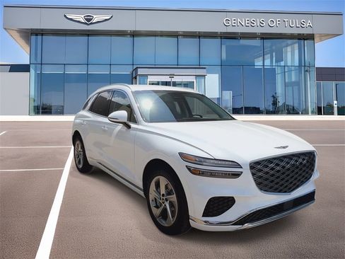 Used 2026 Genesis GV70 2.5T image 3