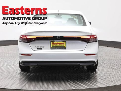 Used 2024 Honda Accord EX image 6