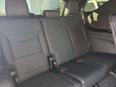Certified 2026 Chevrolet Traverse LT w/ LPO, Floor Liner Package image 32