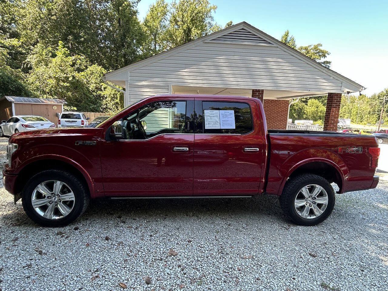 Used 2018 Ford F150 Platinum w/ Equipment Group 701A Luxury AWD/4WD image 2