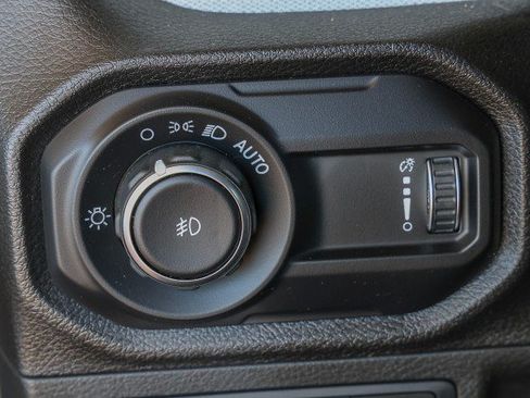 Used 2024 Jeep Wrangler Unlimited AWD/4WD image 26
