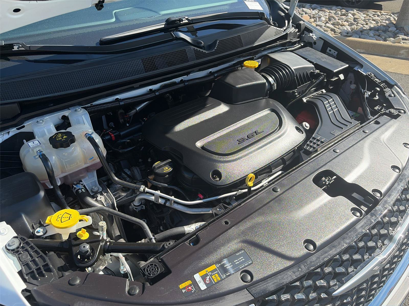 Used 2024 Chrysler Pacifica Touring-L FWD image 29