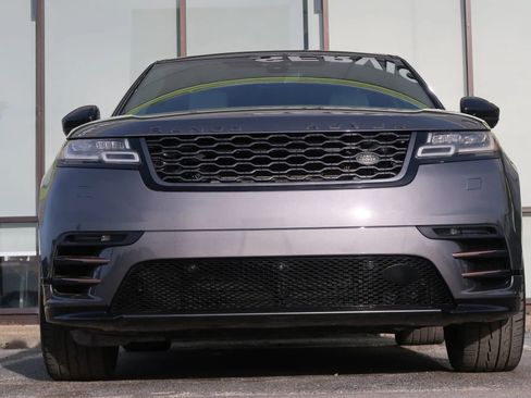 Used 2018 Land Rover Range Rover Velar image 3