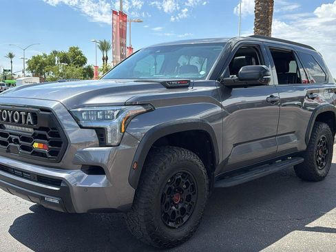 Used 2023 Toyota Sequoia TRD Pro AWD/4WD image 4