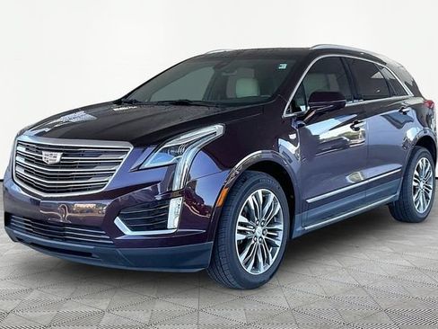 Used 2018 Cadillac XT5 Premium Luxury FWD image 3