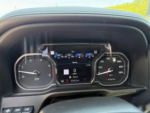 Used 2023 GMC Sierra 3500 AT4 w/ AT4 Premium Plus Package AWD/4WD image 32