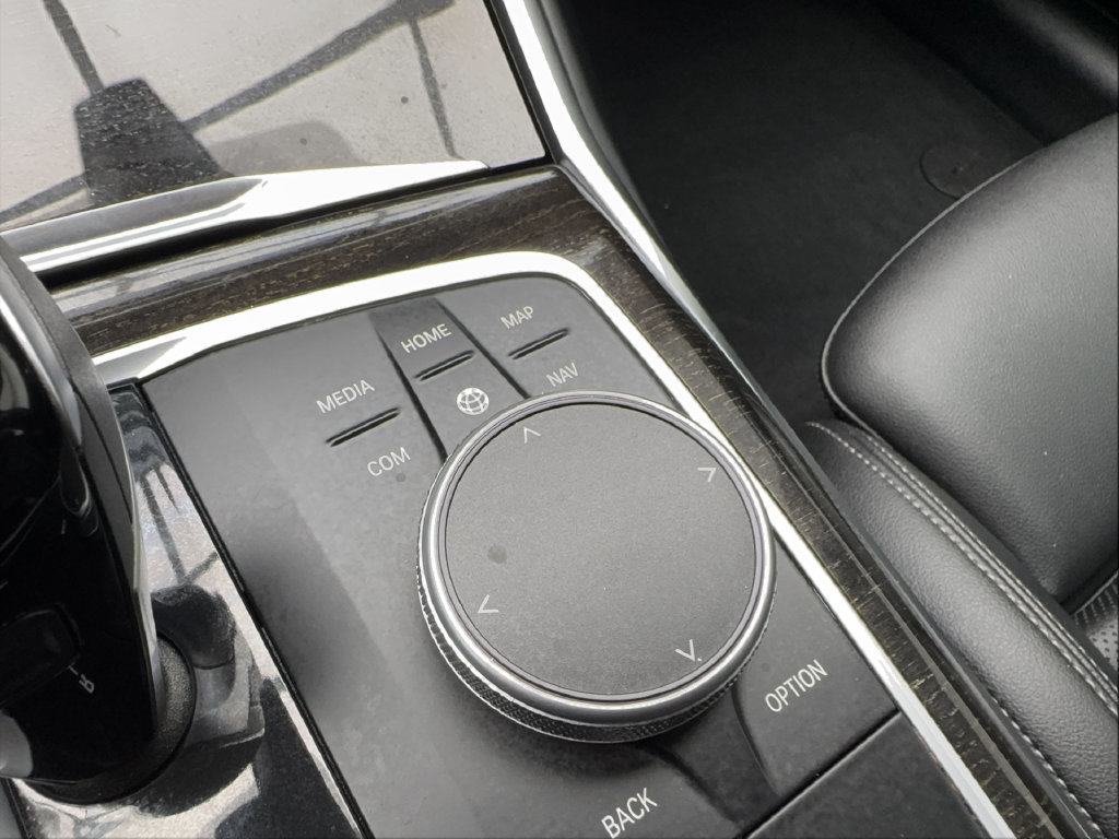 Used 2022 BMW 330e w/ Driving Assistance Package RWD image 53