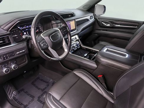 Used 2021 GMC Yukon Denali AWD/4WD image 13