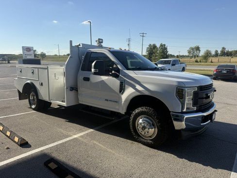 Used 2019 Ford F350 XL w/ Power Equipment Group AWD/4WD image 4