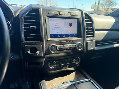 Used 2020 Ford Expedition Max Limited image 15