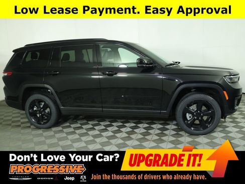 New 2025 Jeep Grand Cherokee L Altitude AWD/4WD image 1