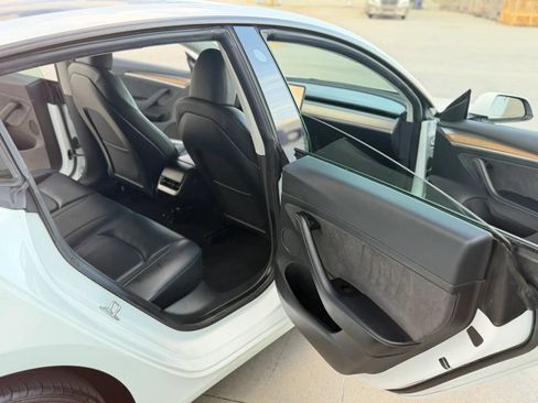 Used 2023 Tesla Model 3 Standard Range RWD image 22