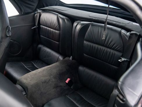 Used 2000 Porsche 911 Carrera 4 image 16