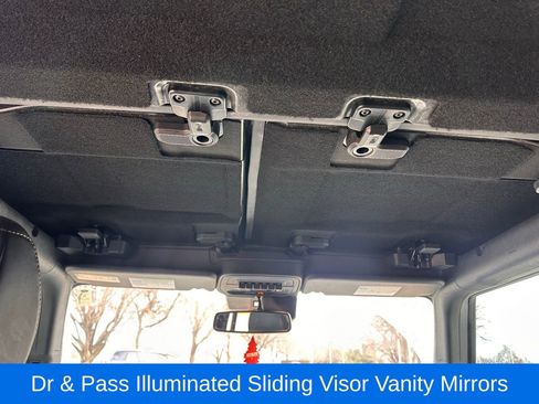 Used 2021 Ford Bronco Badlands image 19