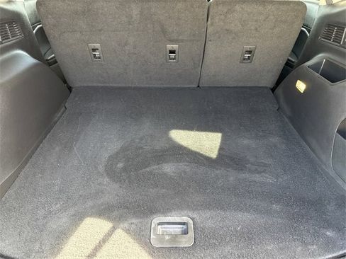 Used 2024 Ford Edge SEL image 11