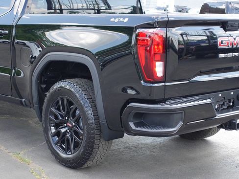 Used 2024 GMC Sierra 1500 Elevation AWD/4WD image 9