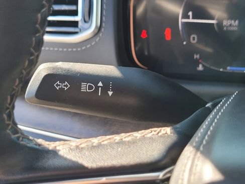 Used 2023 Jeep Grand Wagoneer L Series II AWD/4WD image 26