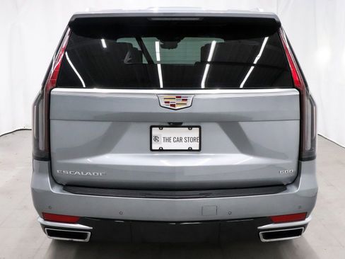 Used 2024 Cadillac Escalade Premium Luxury Platinum image 5