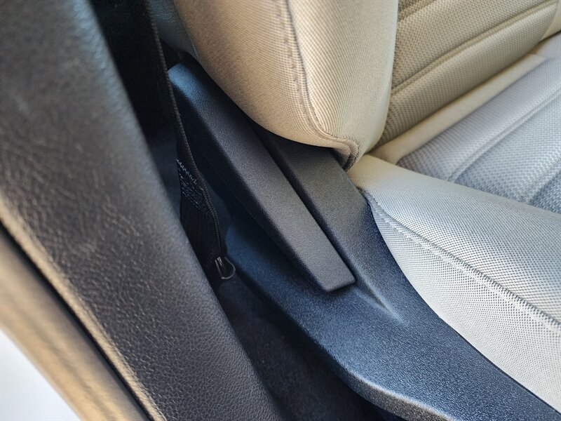 Used 2018 Ford Fusion S FWD image 55