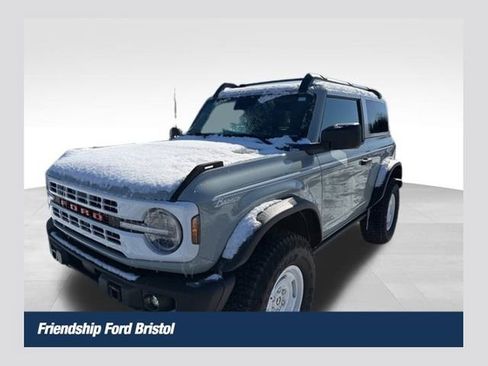 Used 2024 Ford Bronco Heritage Edition image 1