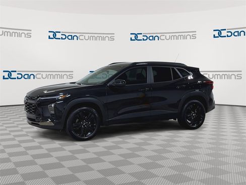 Used 2024 Chevrolet Trax ACTIV w/ Driver Confidence Package image 4