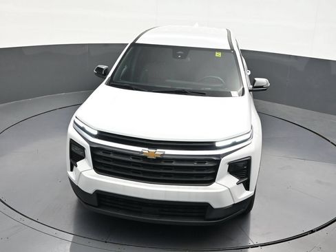 Used 2024 Chevrolet Traverse LS FWD image 22