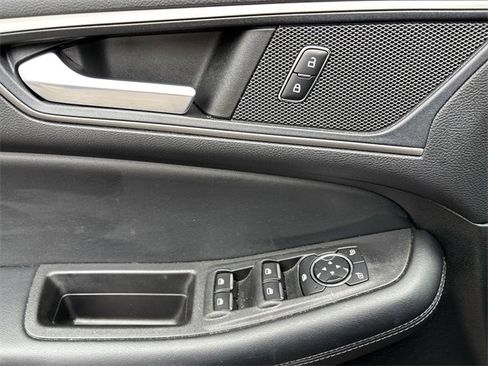 Certified 2022 Ford Edge SEL w/ Convenience Package image 13