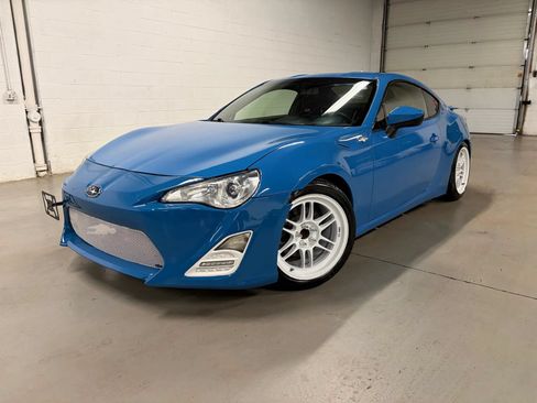 Used 2013 Scion FR-S RWD image 1