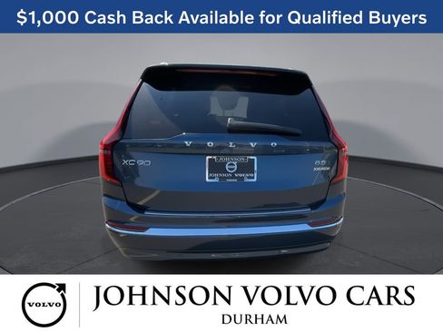 New 2026 Volvo XC90 B5 Plus AWD/4WD image 7