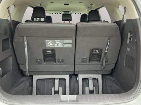 Used 2024 Kia Carnival SX FWD image 17