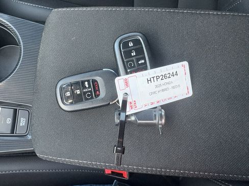 Certified 2025 Honda Civic Sport image 33