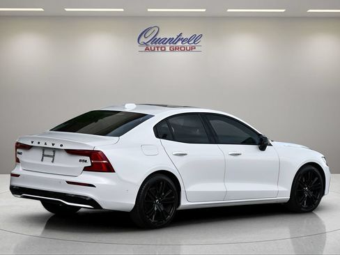 Certified 2023 Volvo S60 B5 Plus w/ Climate Package AWD/4WD image 4