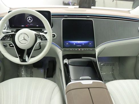 Certified 2023 Mercedes-Benz EQS 450+ SUV image 9