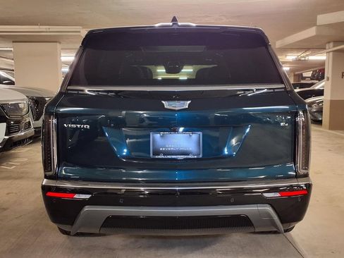 New 2027 Cadillac Vistiq Luxury AWD/4WD image 9