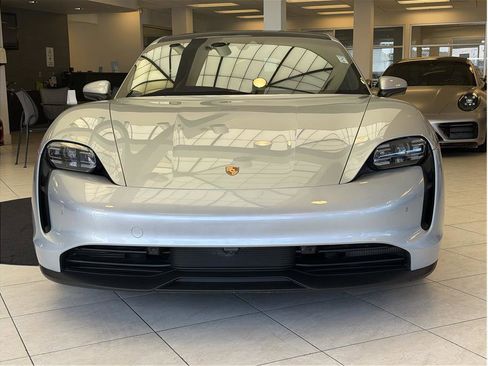 Used 2023 Porsche Taycan 4S w/ Premium Package image 2