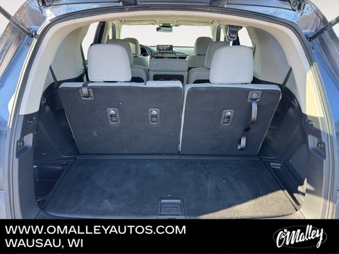 Used 2023 Honda Pilot LX image 12