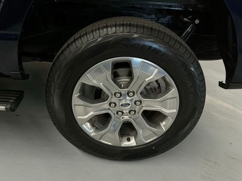 Used 2022 Ford F150 Platinum w/ Equipment Group 701A High image 35