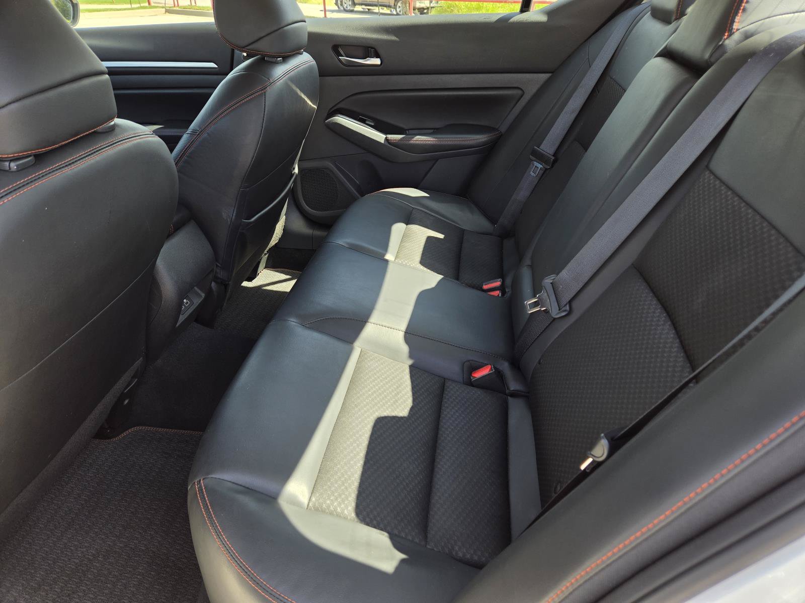 Used 2025 Nissan Altima 2.5 SR FWD image 29